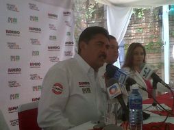 Ramiro Hernández dijo que es necesario simplificar los trámites para emprender nuevos negocios.  /