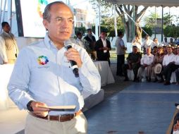 El Presidente Felipe Calderón Hinojosa expresó su felicitación a los trabajadores de México. ARCHIVO  /