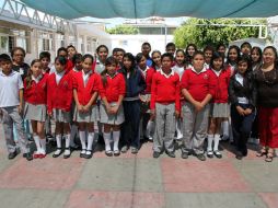 Los chicos del grupo de 6°”A” de la escuela urbana No. 240.  /