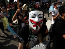 El grupo de piratas cibernéticos Anonymous lanza ataques constantes. ARCHIVO  /