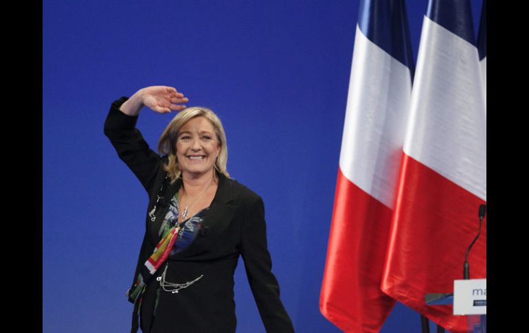 Marine Le Pen, anunció que votará en blanco y dará libertad de opción a sus electores. ARCHIVO  /