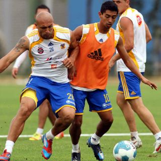 Morelia y Tigres se juegan medio pase