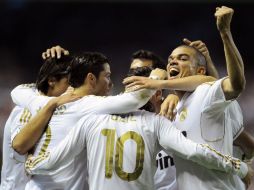 Özil marcó en el minuto 20 el segundo gol del equipo blanco, que se impuso 3-0 frente al Athletic Bilbao. AP  /