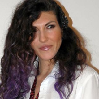 Ana Victoria regresa con ''AV''