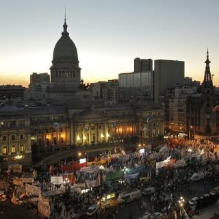 Congreso argentino aprueba expropiación de YPF