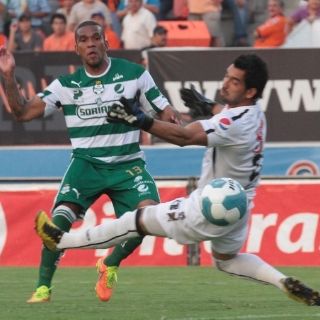 Santos acaricia pase a semifinales