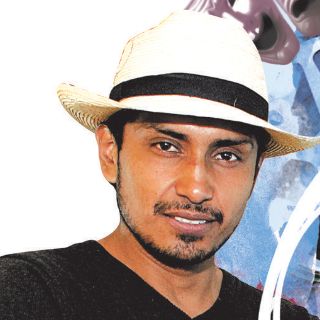 Tenoch Huerta, orgulloso de su raíz