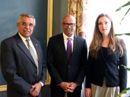 Satish Nambiar, Ram Manikkalingam y Fleur Ravensbergen, miembros de la CIV. EFE  /