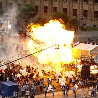 Explotan globos de helio en mitin electoral de Armenia