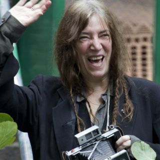 Patti Smith demanda plan ambiental global para salvar la Tierra