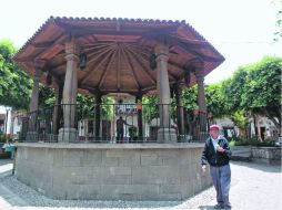 Quiosco de la plaza principal de Tapalpa, pueblo que el año pasado recibió 85 mil visitantes.  /