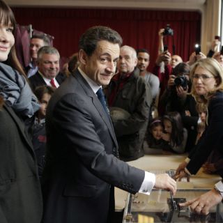 La participación en los comicios de Francia alcanza el 71.96 %