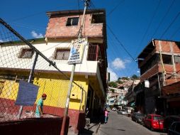 Anuncio con propaganda política del candidato de la oposición, Henrique Capriles. ARCHIVO  /
