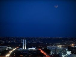 Oscar Niemeyer es el arquitecto diseñador de la mayoría de los edificios ghubernamentales de Brasilia. ARCHIVO  /