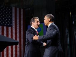 El presidente de EU, Barack Obama y el gobernador de Nueva York, Andrew Cuomo. AFP  /