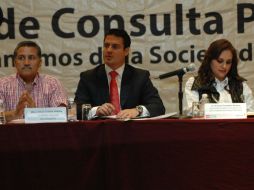 Aristóteles Sandovl durante el Foro de Consulta Pública en Materia de Seguridad y Justicia en el que se reunió con varias ONG.  /