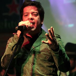 Yahir quiere reactivar la carrera de sus ex compañeros de ''La Academia''