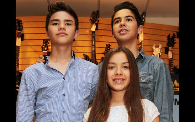 El trío fue de los menos aplaudidos por el público tapatío.  /