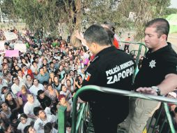 Vecinos de Lomas de Zapopan se manifiestan en reclamo de seguridad, luego de la muerte de Itzel Rodríguez, de 18 años  /