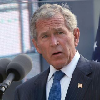 George W. Bush pide 1.3 mdd de contribuyentes para gastos de oficina