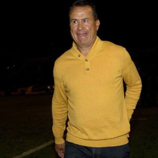 Efraín Flores se va del Pachuca