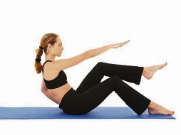 • El Pilates Mat es una variación del conocido método Pilates. THINKSTOCK  /