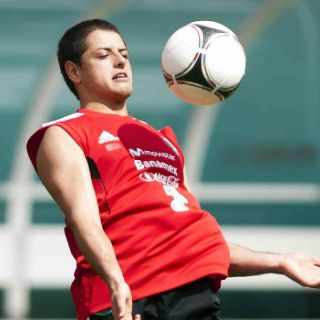 “Chicharito” necesita descanso: Ferguson