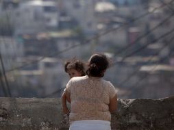 El INEGI registra que de cada 100 partos, en la Ciudad de México, 44 niños nacieron vía cesárea durante 2010. ARCHIVO  /