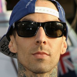 Cancela Blink-182 gira debido a la cirugía de su baterista