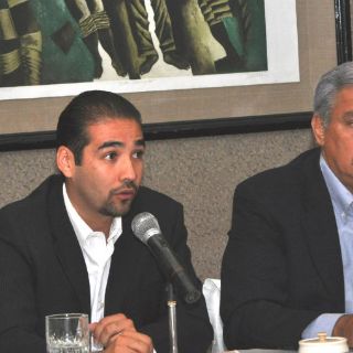 Trabajar en coordinación constructores y gobierno, apuesta de Sergio Silva