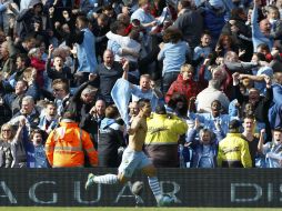 Edin Dzeko igualó el partido en el 90 y el 'Kun' (foto) desató la euforia tres minutos después. REUTERS  /