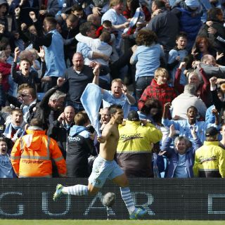 Agüero corona al City en los últimos minutos