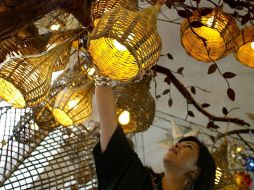 Ayudan a desarrollar habilidades artesanales que deriven en el desarrollo de los ciudadanos en sólo cuatro meses. ARCHIVO  /