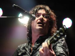 Por espacio de dos horas, el vocalista Saúl Hernández y su banda hicieron que el público se centrará en divertirse. ARCHIVO  /