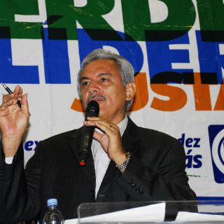 Cárdenas promete sanear el SIAPA