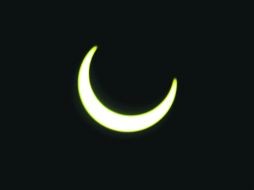 Por la posición que tendrá, la Luna no alcanzará a cubrir completamente el Sol. EL UNIVERSAL  /