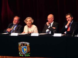 Narro Robles comentó que como colaboradora de diarios nacionales Poniatowska abrió nuevas vetas en la prensa mexicana. NOTIMEX  /