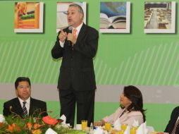 Hoy se ofreció un desayuno en para festejar a los profesores con trayectoria de 30 y 40 años.  /