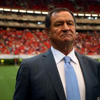 Enrique Meza deja al Cruz Azul