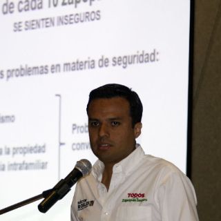 Hector Robles promete mejores y más policías en Zapopan