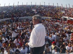 Andrés Manuel López Obrador. durante su acto de campaña en la Plaza de Toros Eduardo Funtaned. EL UNIVERSAL  /