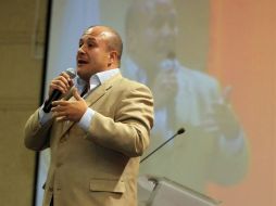 Durante su diálogo con ONGs, Alfaro fue sugerido a reflexionar sobre su intención de cristalizar la Presa El  Purgatorio. ARCHIVO  /