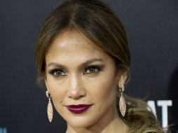 A JLo le siguen en la lista la conductora de televisión Oprah Winfrey.  /