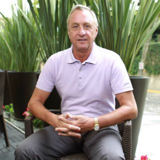 Cruyff explica contratación de Van’t Schip
