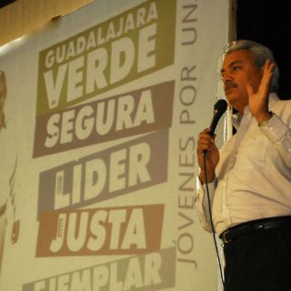 Un gobierno cercano a los jóvenes, propone Alberto Cárdenas