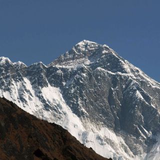 Logran la quinta conquista chilena del Everest