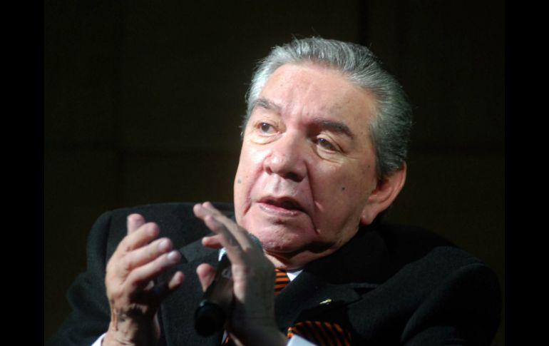 Durante el show Marco Antonio Muñiz cantará acompañado de sus hijos Antonio y Jorge. ARCHIVO  /