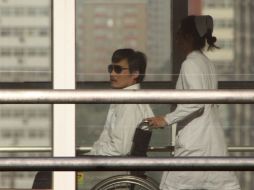 Guangcheng se encuentra en el Aeropuerto Internacional de Pekín en espera de poder partir a Estados Unidos. AFP  /