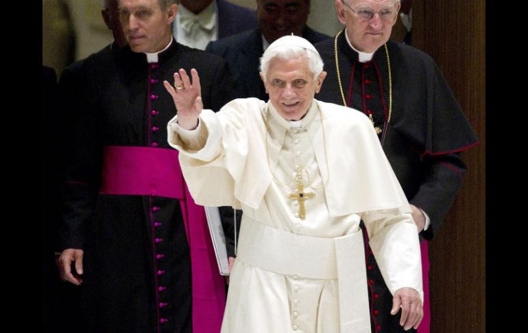 Benedicto XVI nombró una comisión para esclarecer esas filtraciones y nombró presidente de la misma al cardenal Julián Herranz. EFE  /