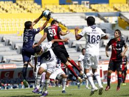 El cuadro del Atlas buscó el arco rival en todo momento en el partido.  /